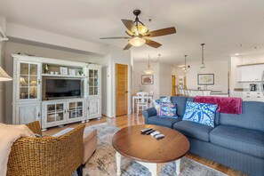VP303: T's Retreat l Living Area