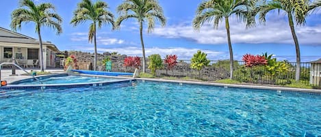 Kailua Kona Vacation Rental | 3BR | 2.5BA | 1,800 Sq Ft | Steps to Enter