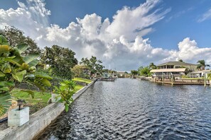 Private Dock | Canal Access