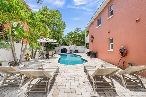 Salty Summer by Siesta Key Luxury Rental Properties