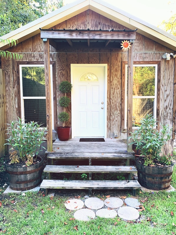 Front porch to our charming little cottage 