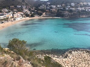 plage de EL PORTET DE MORAIRA a8 minutes à pied.