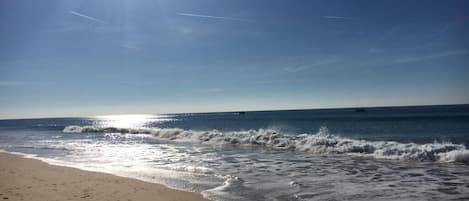 Nearby beach. Only 5 minutes walk from apartment.