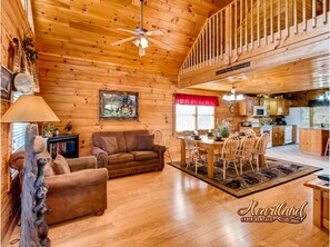 Family Room Pigeon Forge Cabin License to Chill