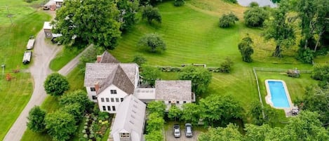Feed your eyes with the beautiful aerial view of the farm estate.