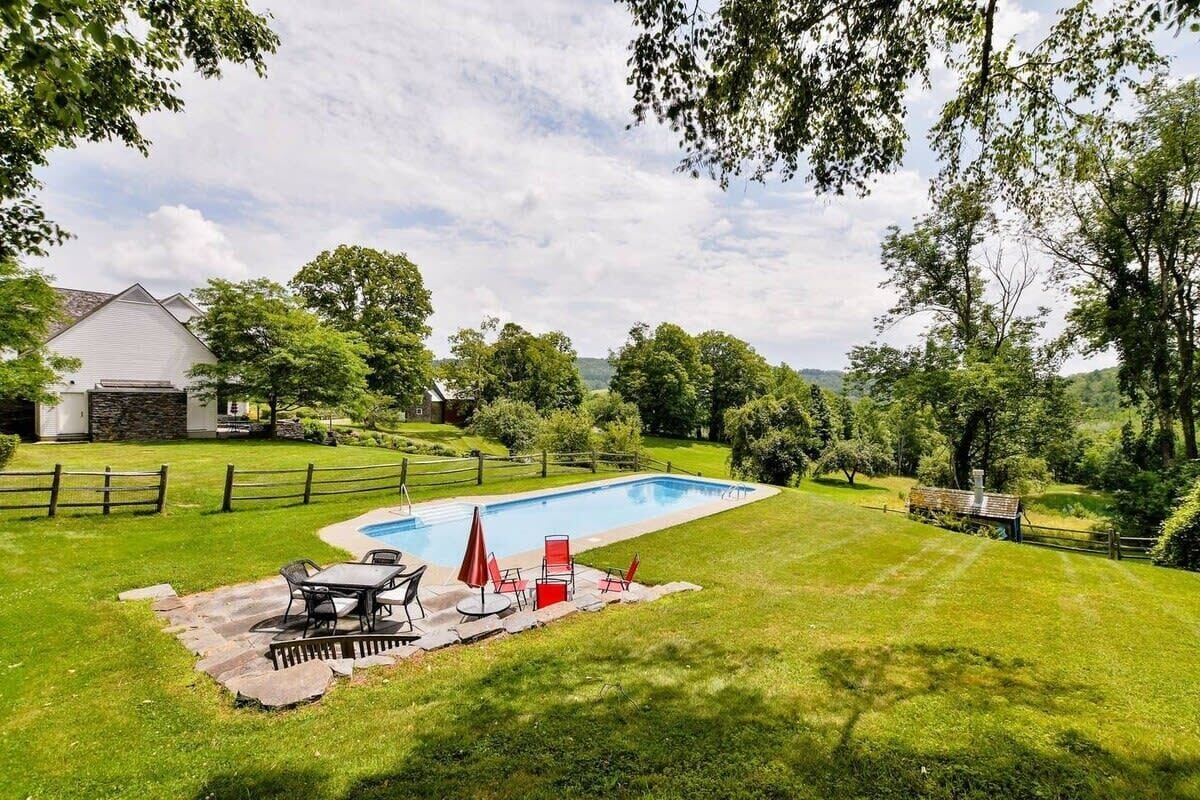 Peace & Tranquility At Your Our Own Private Estate