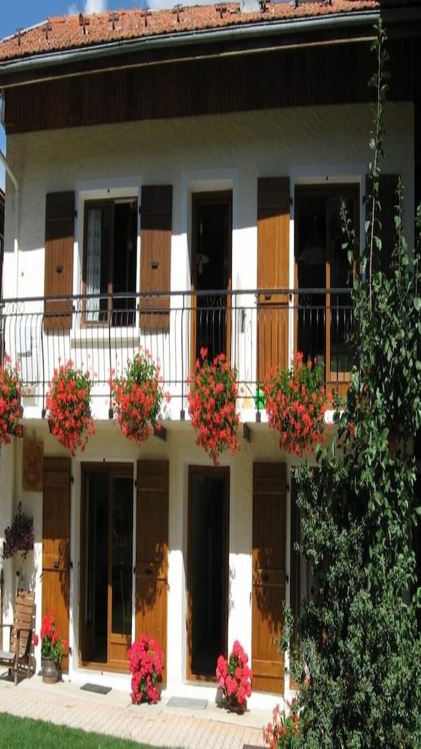 Exterior detail