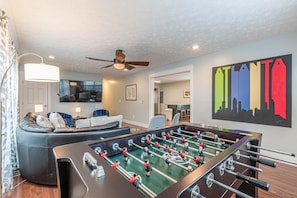 Spielezimmer