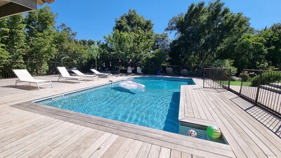 Villa Arraggiu , 8 personnes, piscine chauffée.