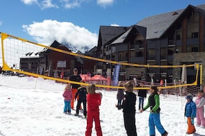 Snow and ski sports