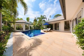 Baan Rim Talay - Spacious 2 Bed Villa