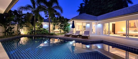 Baan Rim Talay - Spacious 2 Bed Villa