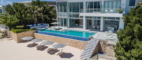 Breathtaking Luxury Villa