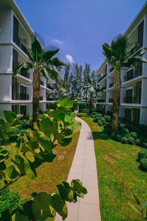2 Bedroom Apartment sea view Rawai beach