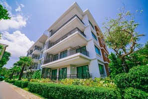 2 Bedroom Apartment sea view Rawai beach