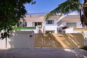 Excellent Private 3 bedroom villa