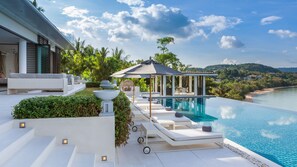 Ocean's 11 Villa - Luxury Beach Access