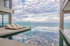 180 Samui Luxury Villa