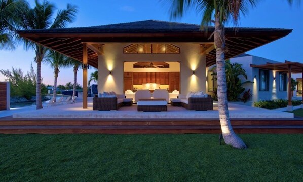Evenings on the veranda 