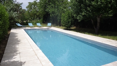 Encantadora casa rural tranquila en el campo francés con piscina privada climatizada al aire libre