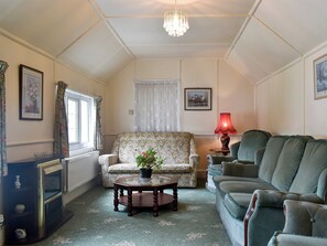 Comfortable living room | Hameldown - Wooder Manor, Widecombe-in-the-Moor, near Bovey Tracey