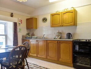 Kitchen and dining area | Hameldown - Wooder Manor, Widecombe-in-the-Moor, near Bovey Tracey