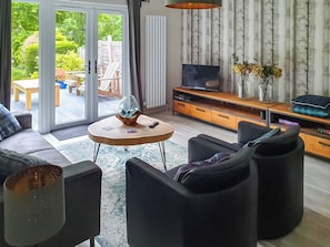 Well-furnished living area | Ferry Cottage, Pitlochry