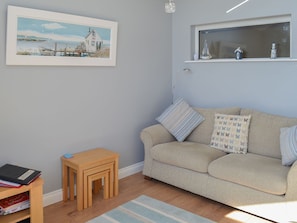 Comfortable living area | Grays Cottage, Bridlington