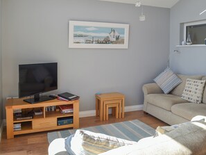 Welcoming living area | Grays Cottage, Bridlington