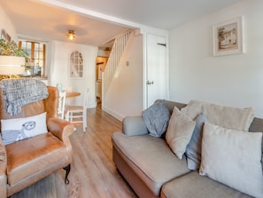 Living room/dining room | Daisy Cottage, Shaldon