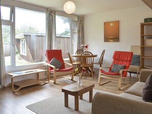 Light and airy living and dining room | Chalet 6 - Mount Hawke Holiday Bungalows, Mount Hawke, near Redruth