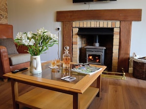 Living room with wood burner | The Brewers Cottage - Roddenloft, Mauchline