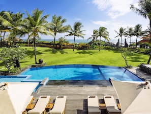 Villa Semarapura - The view from the upstairs living room