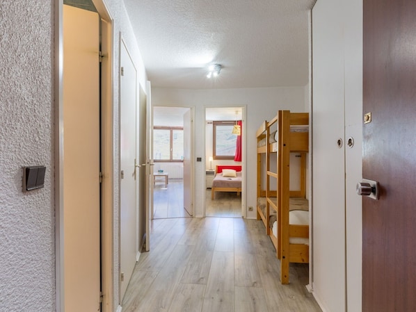 Porte, Bâtiment, Bois, Design Intérieur, Sol, Sol, Immobilier, Accueil Porte