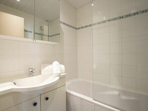 Plumbing Fixture, Bathroom, Bathtub, Mirror, Rectangle, Sink, Floor, Interior Design, Flooring