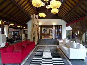 Villa San - Outside living room