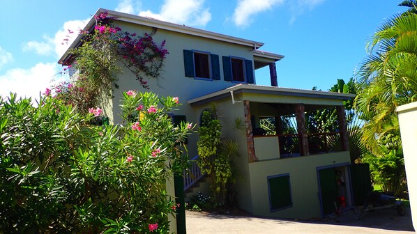 Innisfree entrance.
