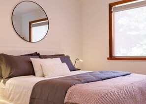 Main bedroom with queen bed