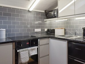 Well-equipped fitted kitchen | Cuillin View Apartment - Cuillin View Properties, Near Arisaig