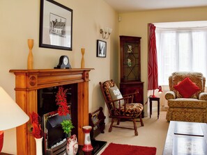 Living room | Red Lion Cottage, Chatteris