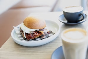 Frukost