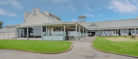 Fachada da propriedade