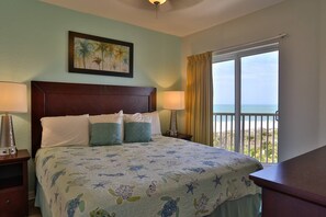 Master Bedroom Suite with King Bed and En-Suite Bathroom