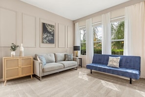 361LasFuentesDrive(5)