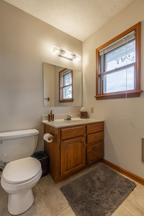 Bathroom, attached to the bedroom.