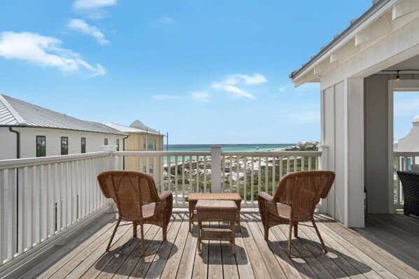 4th floor seating on the balcony with amazing gulf views