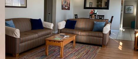 Living Room /Open Floor Plan / Adjacent Dining Area