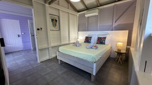 Second bedroom with a 140 x 190cm bed