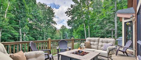 Beech Mountain Vacation Rental | 3BR | 3BA | 2,622 Sq Ft | Step-Free Access