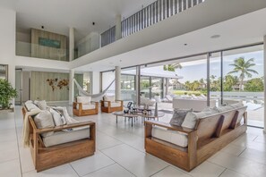 Arrecife Royale - Lake and golf views Villa (6523)